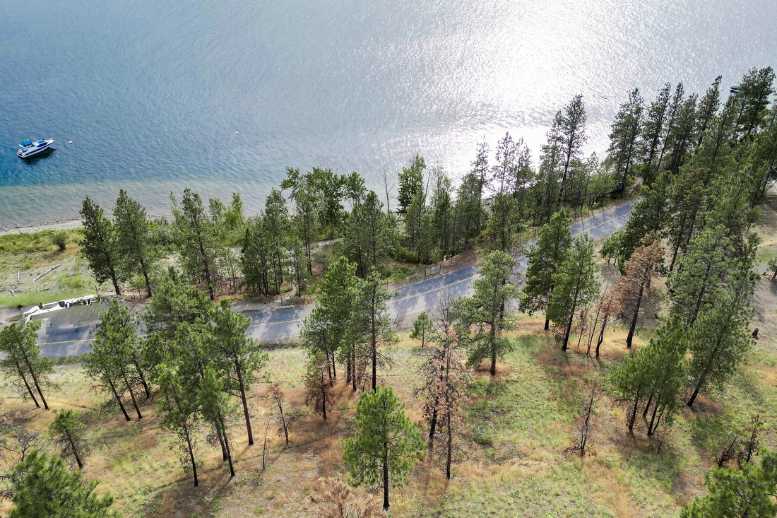 Land in Lake Country, British Columbia, Canada 1 - 15897078
