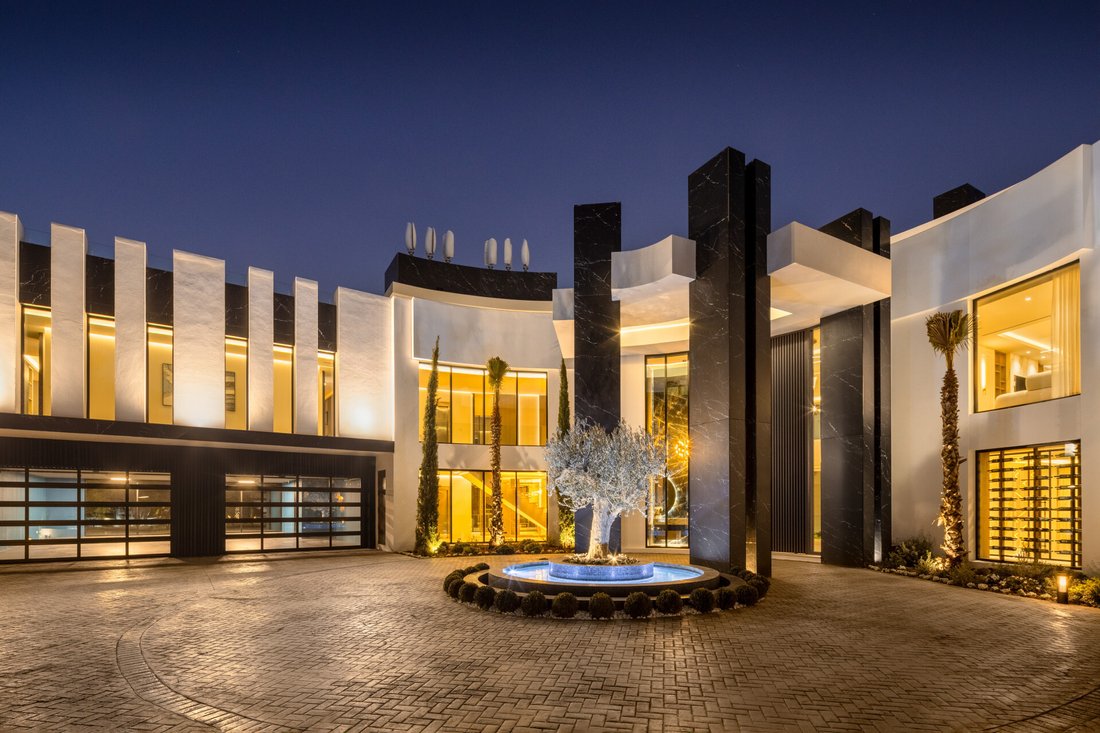 Villa in La Zagaleta, Benahavis, Andalusia 4 - 15897230