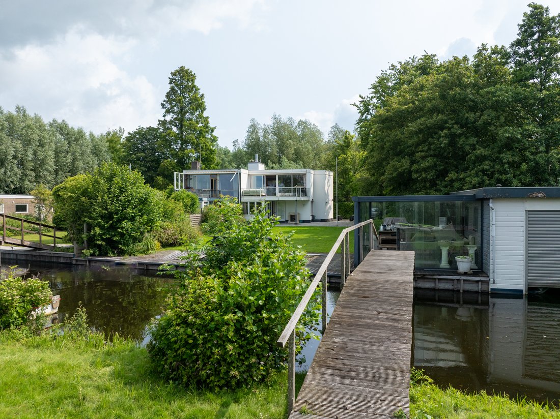 Villa in Vinkeveen, Utrecht, Netherlands 1 - 15898510