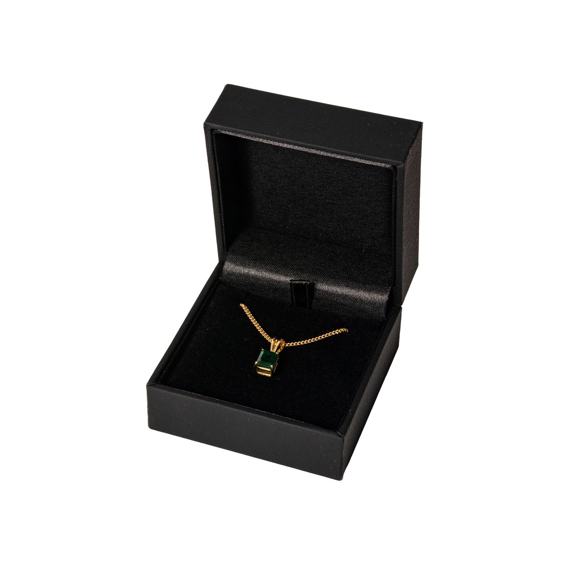 Necklace in Tavistock, England, United Kingdom 4 - 15898932