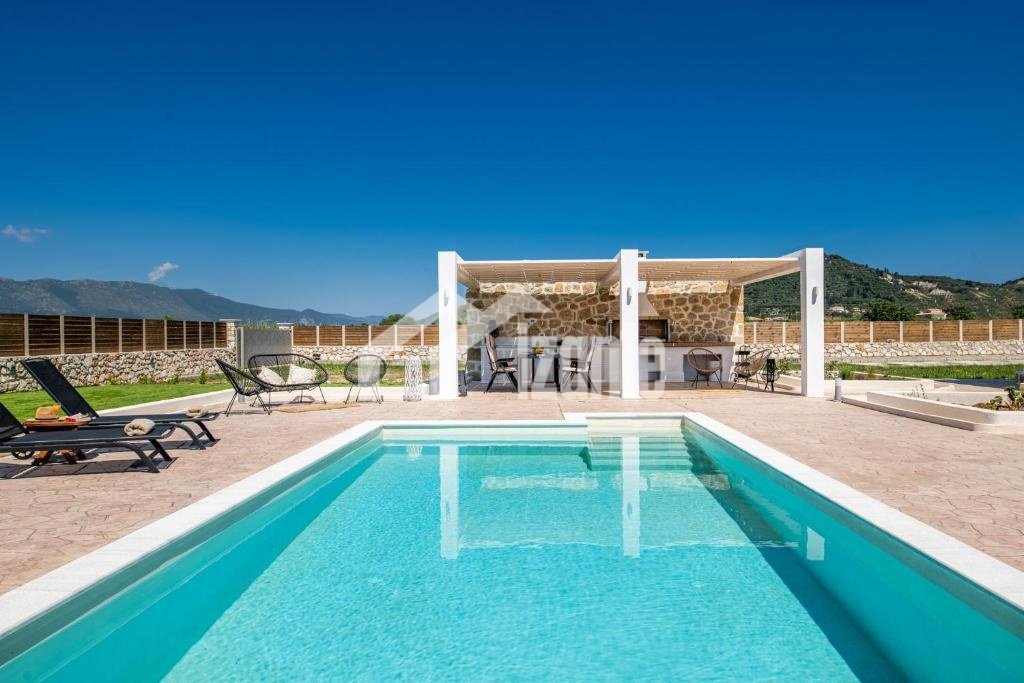 Villa in Agiou Kirukou, Arkadii, Greece 2 - 15871364