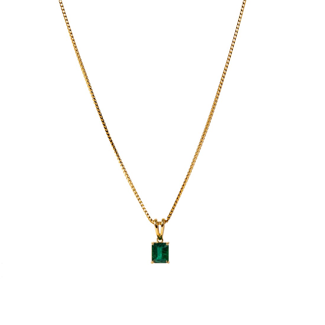 Necklace in Tavistock, England, United Kingdom 1 - 15898932