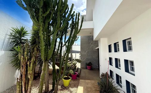 Castle for Sale in Ville Nouvelle, Fez-Meknès, Morocco