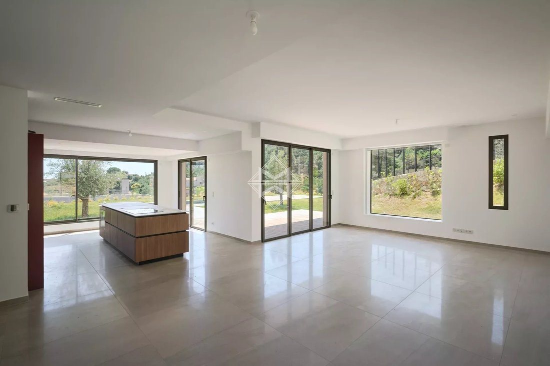 House in Mougins, Provence-Alpes-Côte d'Azur, France 4 - 15887820