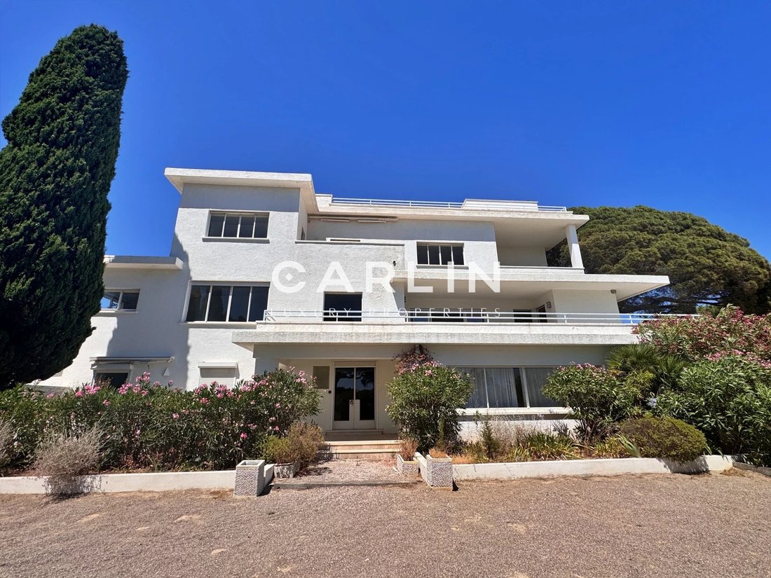 Villa in Nartelle-Noyer-Bellevue-bd des Sardinaux, Sainte-Maxime, France 3 - 15901085