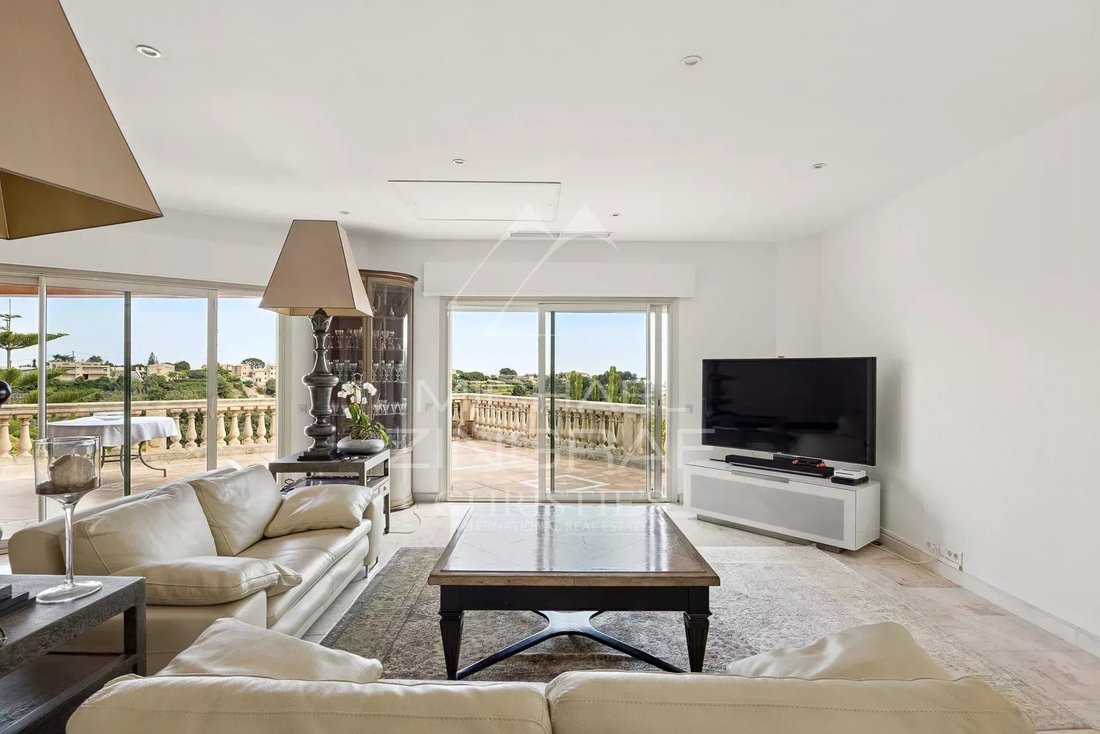 Villa in Val Fleuri-Montaleigne, Cagnes-sur-Mer, France 5 - 15899748