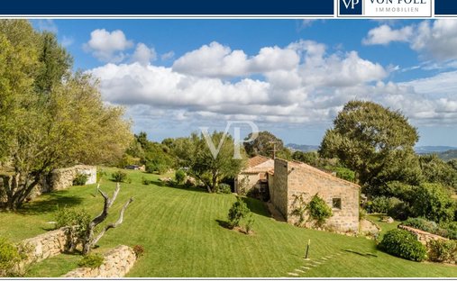 Villa in Luogosanto, Sardinien, Italien 1