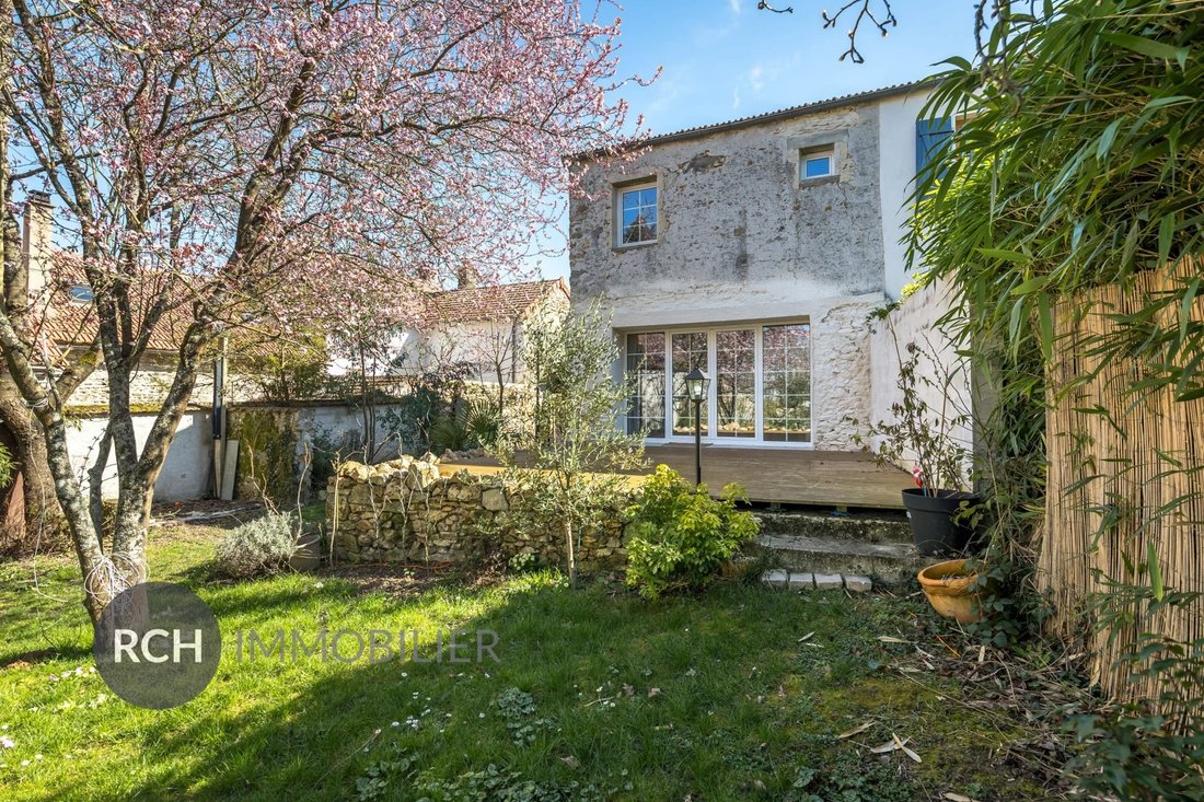 House in Marcq, Ile-de-France, France 4 - 15902753