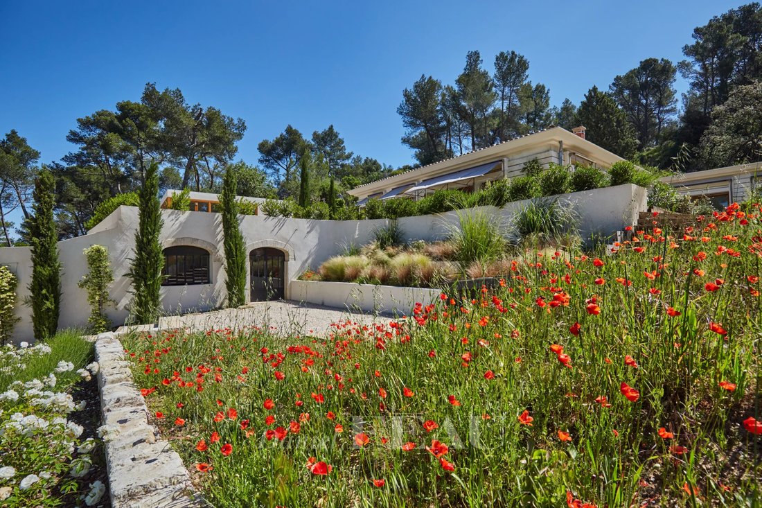 House in Saint-Rémy-de-Provence, Provence-Alpes-Côte d'Azur, France 1 - 15899402