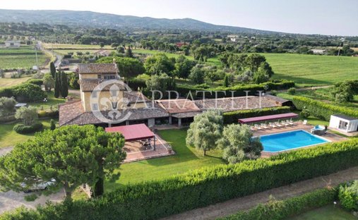 Castle for Sale in Viterbo, Lazio, Italy