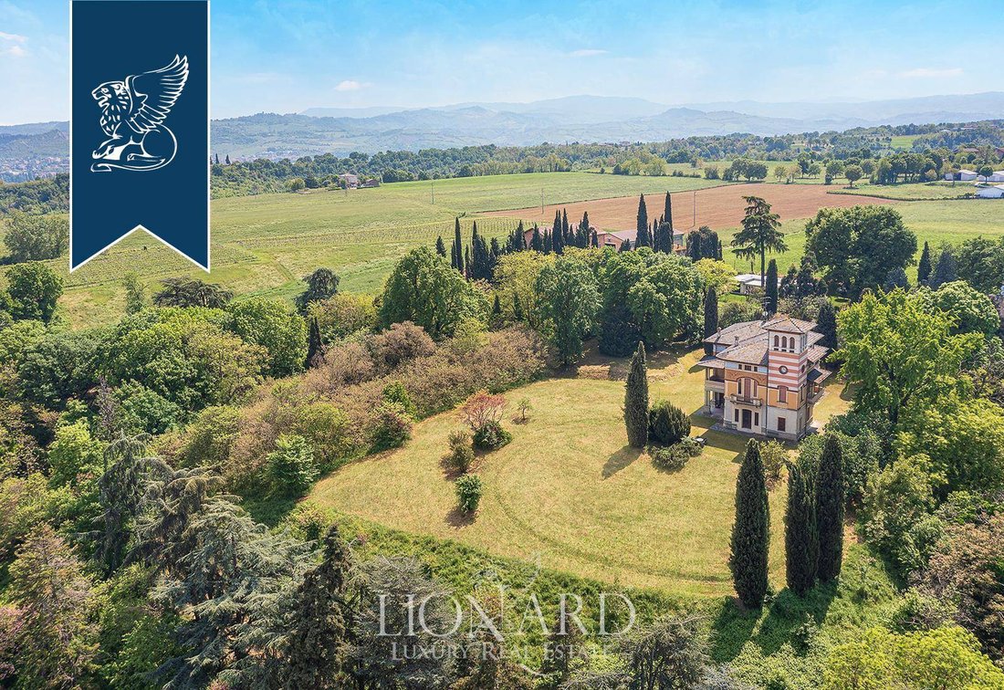 Villa in Casalgrande, Emilia-Romagna, Italy 1 - 15901782