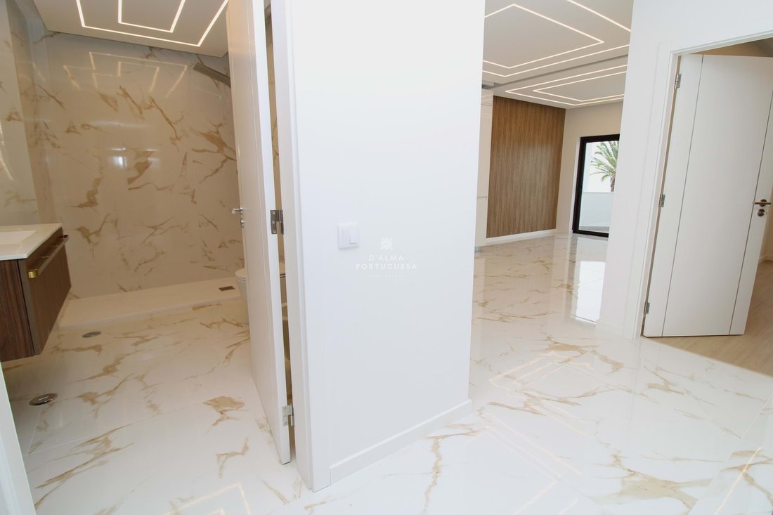 Apartment in Quarteira, Algarve, Portugal 2 - 15900596