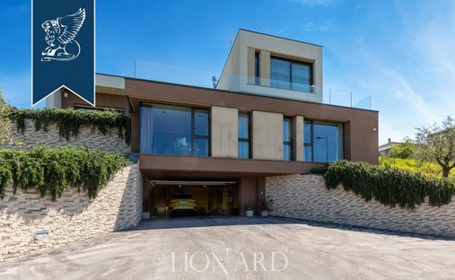 Villa in Italien 1