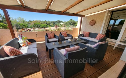 Villa in Vaug, Villeneuve-Loubet, France 1