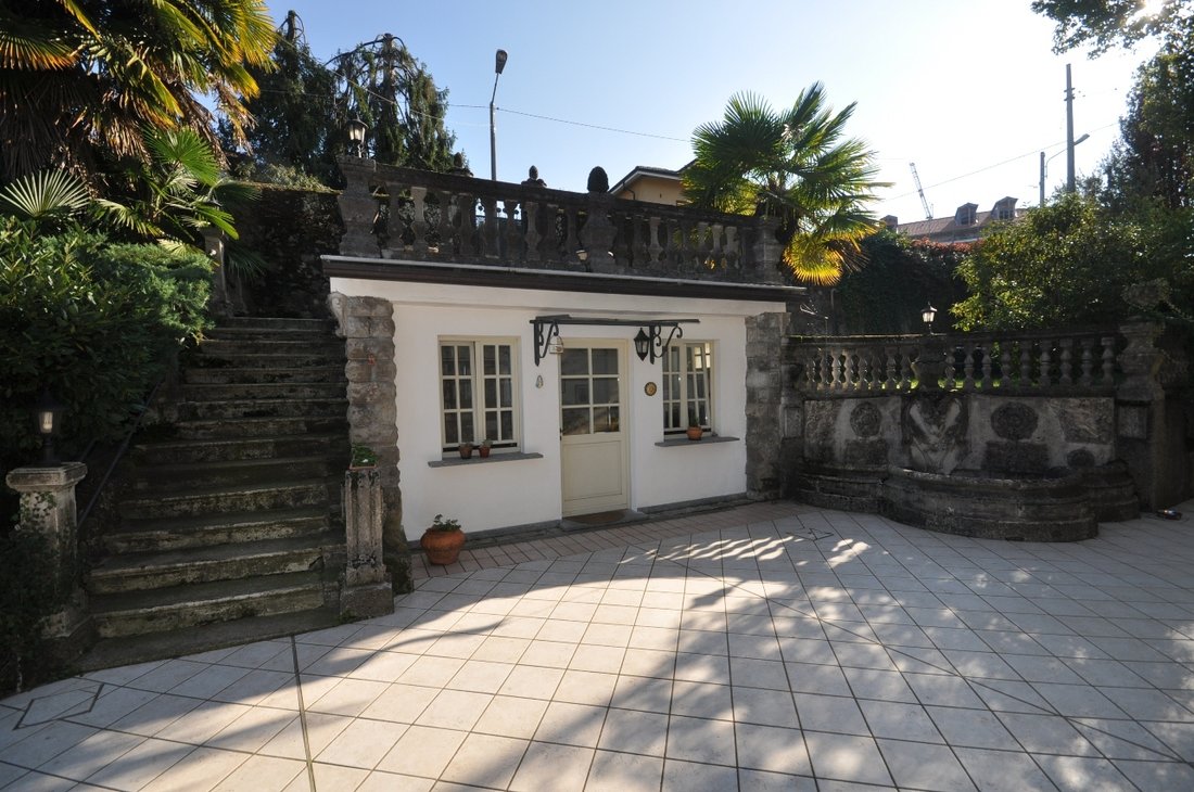 Villa in Porto Valtravaglia, Lombardy, Italy 5 - 15899398