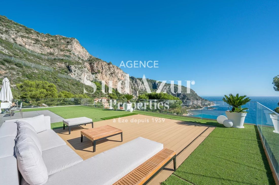 House in Èze, Provence-Alpes-Côte d'Azur, France 3 - 13447556