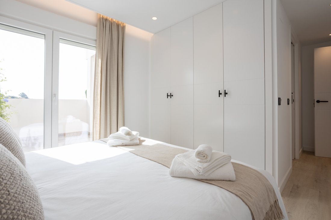 Apartment in Puerto Banus, Marbella, Spain 3 - 15899262