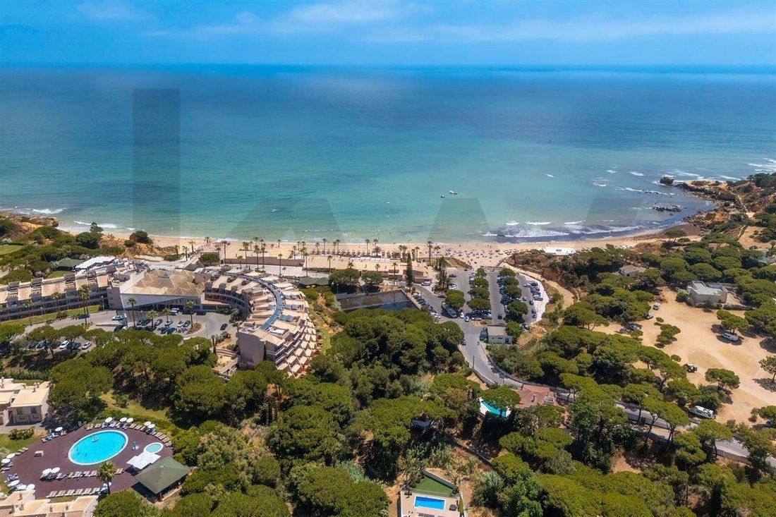 Townhouse in Olhos de Agua, Algarve, Portugal 3 - 15903208