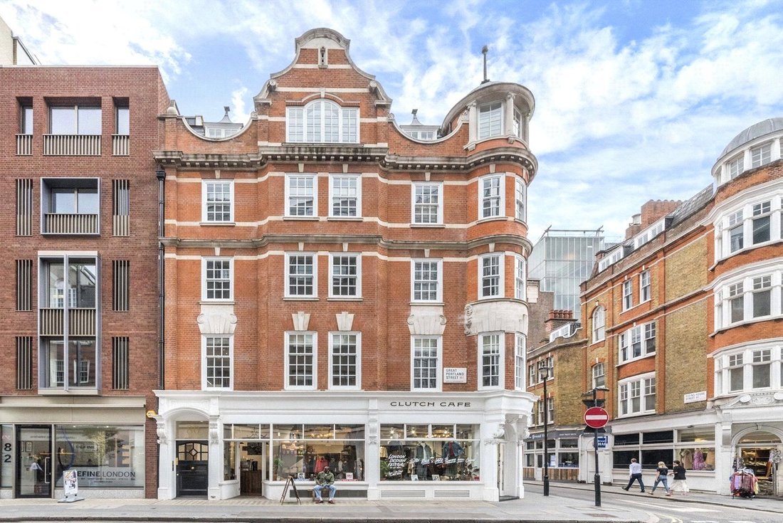 Appartement en Fitzrovia, Camden, Angleterre 1 - 14683172