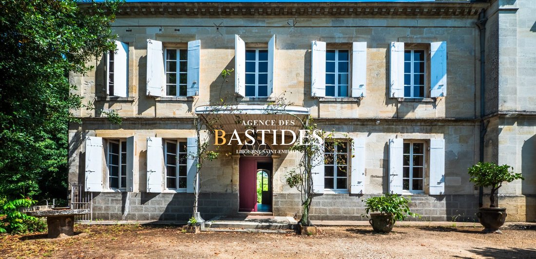 Le Château Secret: A Hidden Vineyard Jewel Near Libourne’s Heart