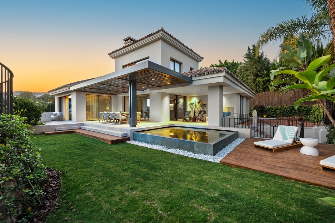 House in Puerto Banus, Marbella, Spain 1 - 15900105