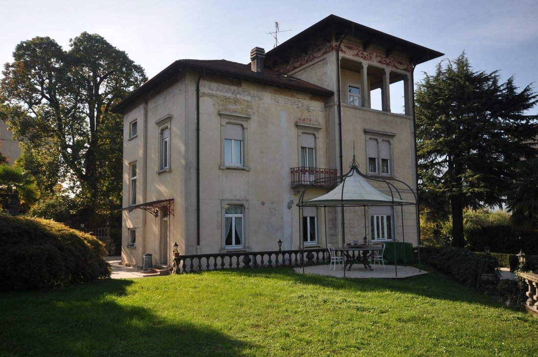 Villa in Porto Valtravaglia, Lombardy, Italy 4 - 15899398