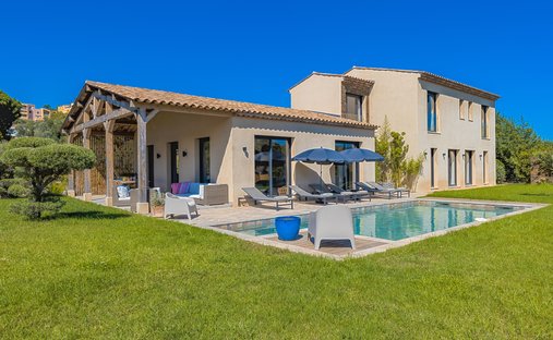 Villa in Saint-Tropez, Provence-Alpes-Côte d'Azur, France 1