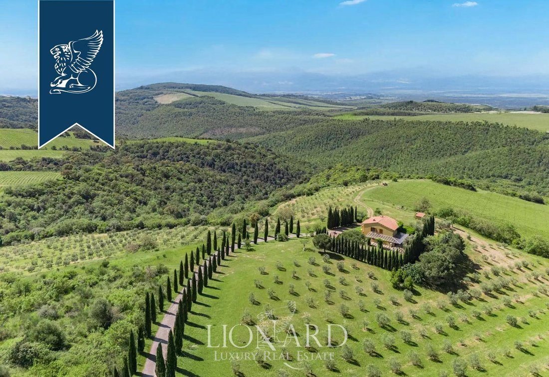 Villa in Magliano in Toscana, Tuscany, Italy 1 - 15901773