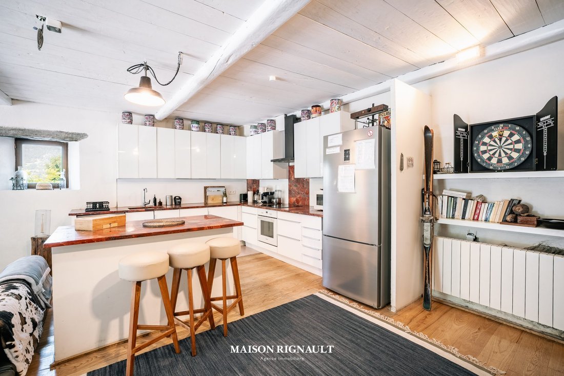 Chalet in Sainte-Foy-Tarentaise, Auvergne-Rhône-Alpes, France 5 - 15904097