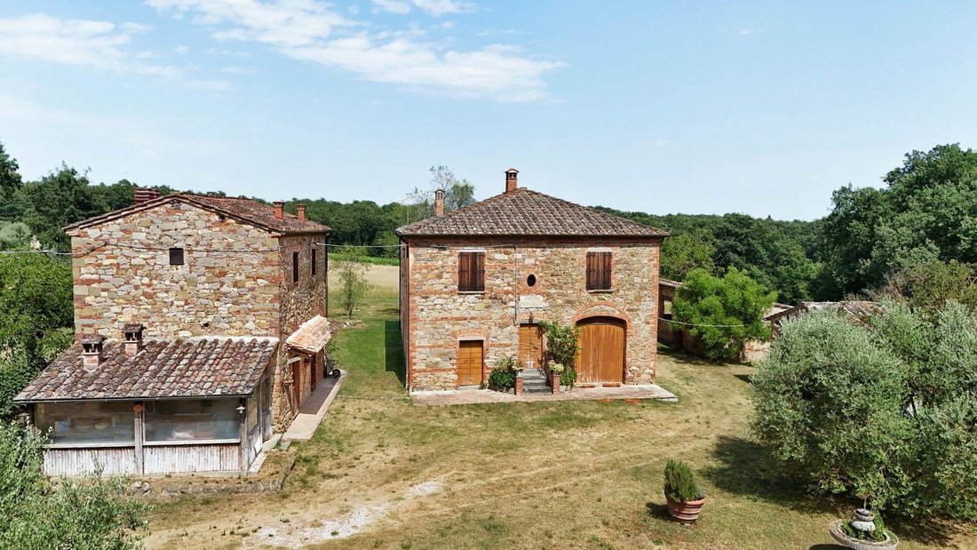 Country House in Lucignano, Tuscany, Italy 1 - 15901288