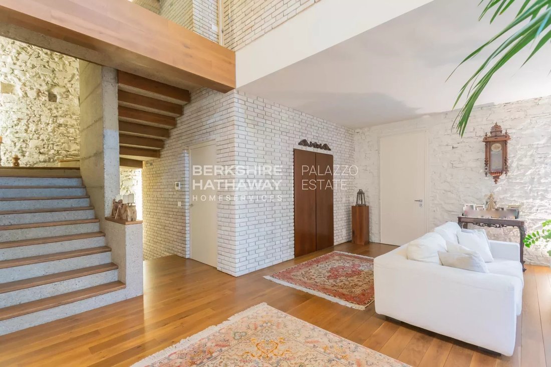 Villa in Eastern Lake Center, Como, Lombardy 3 - 15156665
