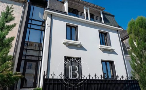 Townhouse in Georges Pompidou, Perigueux, France 1
