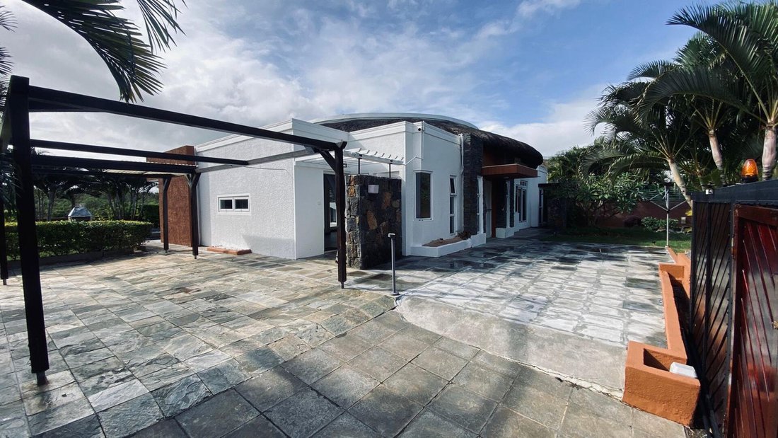 House in Trou-aux-Biches, Pamplemousses District, Mauritius 1 - 15899482