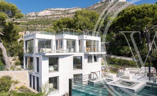 Villa in Cap-d'Ail, Provence-Alpes-Côte d'Azur, France 1