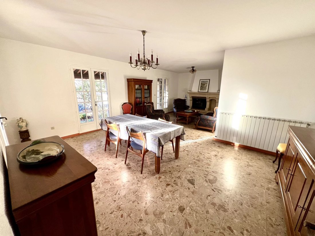 House in Roussillon, Provence-Alpes-Côte d'Azur, France 5 - 15899413