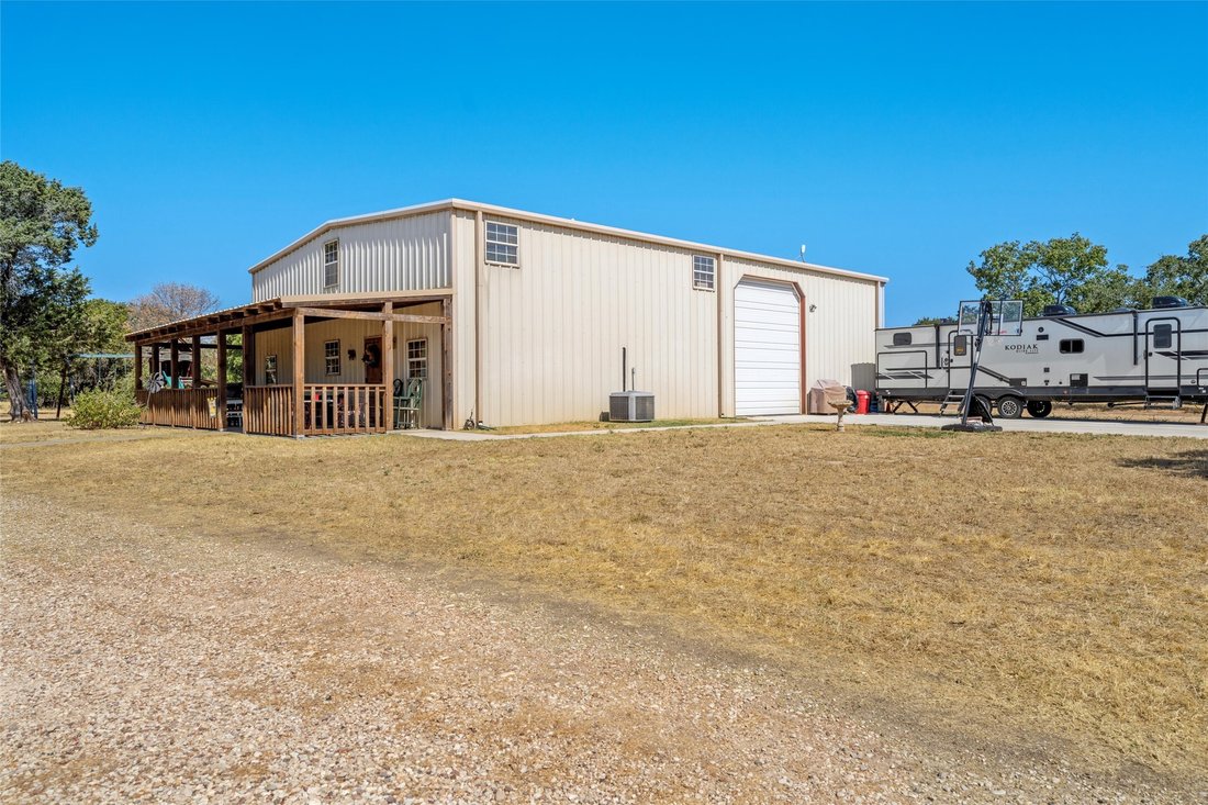 House in China Spring, Texas, United States 2 - 15903477