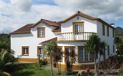 House in Lagoa (Nossa Senhora do Rosario), Azores, Portugal 1
