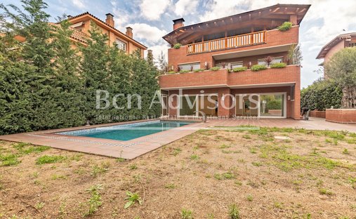 Casa en San Justo Desvern, Cataluña, España 1