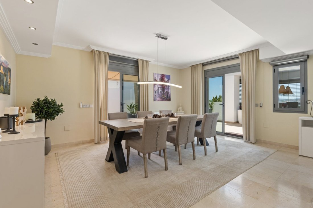 Apartment in Benahavis, Andalusia, Spain 5 - 15903398