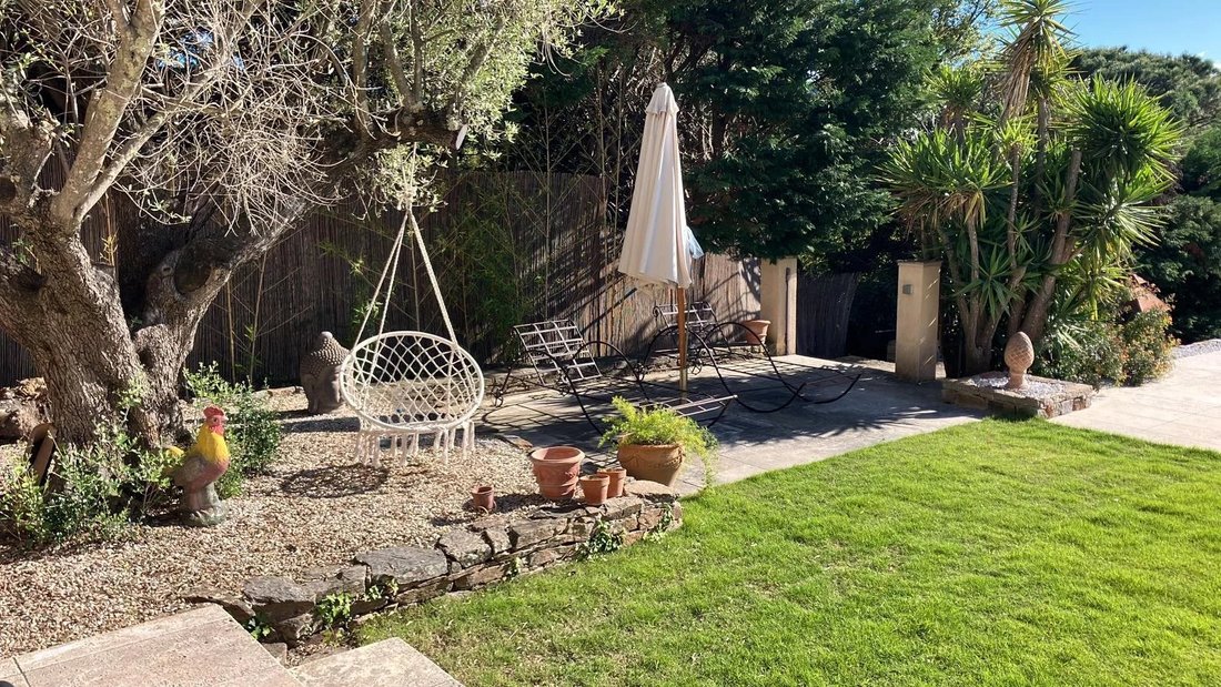 Villa in Gassin, Provence-Alpes-Côte d'Azur, France 1 - 15899940