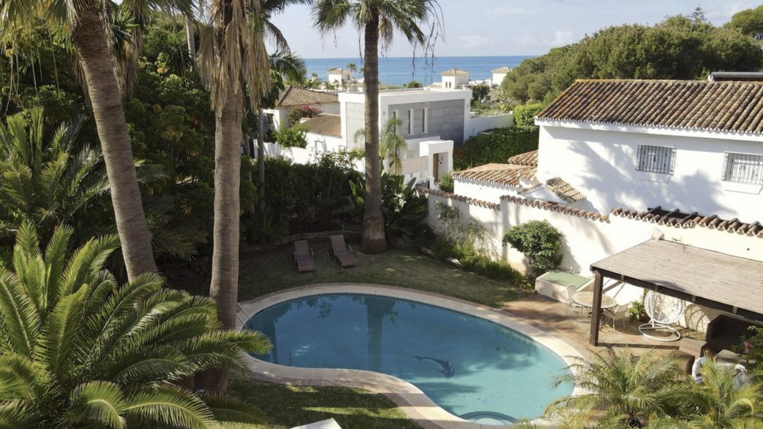 House in Marbella, Andalusia, Spain 4 - 15903397