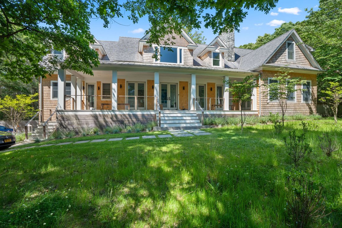 Amagansett, New York, United States 2 - 15901638