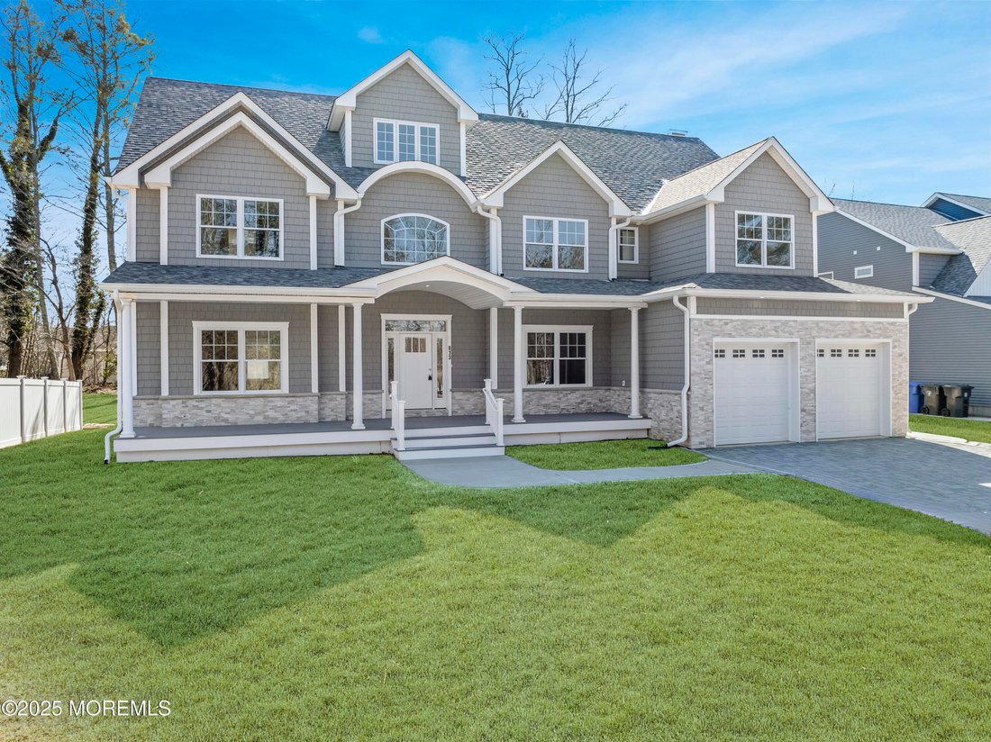 House in Toms River, New Jersey, United States 1 - 15902222