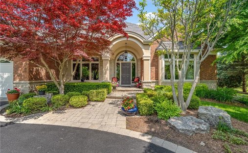 House in Hamilton, Ontario, Canada 1