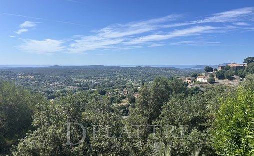 Villa in Châteauneuf-Grasse, Provence-Alpes-Côte d'Azur, France 1