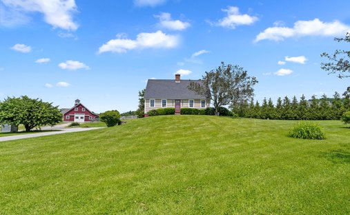 Luxury homes with elevator for - 507x312xc 