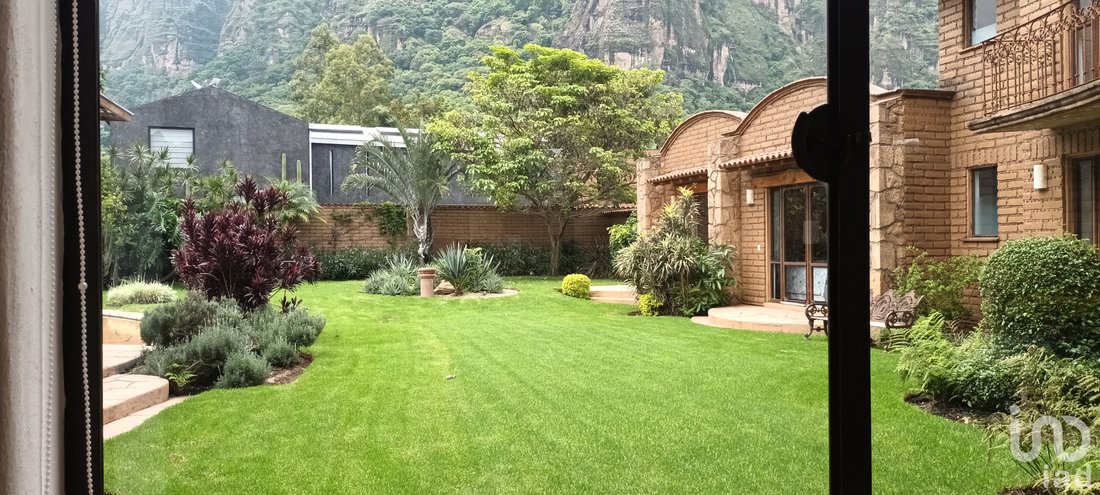 House in Tepoztlán, Morelos, Mexico 3 - 15906348