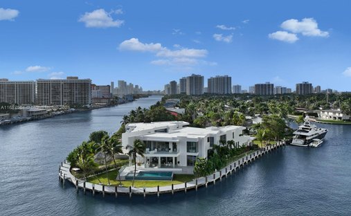 Haus in Hallandale Beach, Florida, Vereinigte Staaten 1
