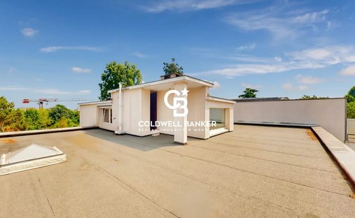Apartment in Le Clos du Luxembourg-Centre Ville, Bourg-la-Reine, France 1