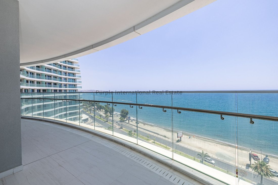 Apartment in Potamos Germasogeias, Cyprus 1 - 15906350